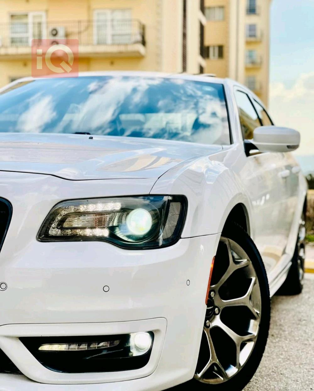 كرايسلر 300